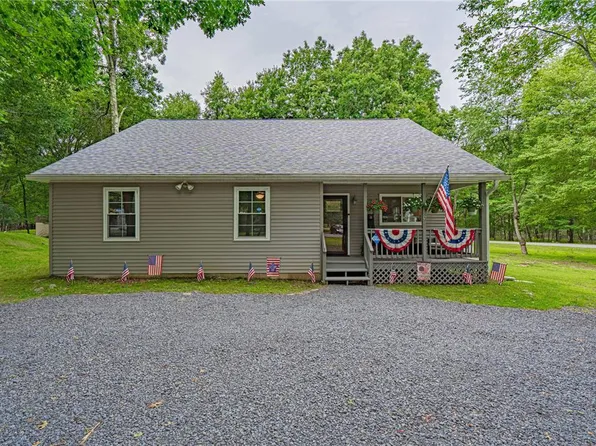 4 Wylie Cir, Albrightsville, PA 18210