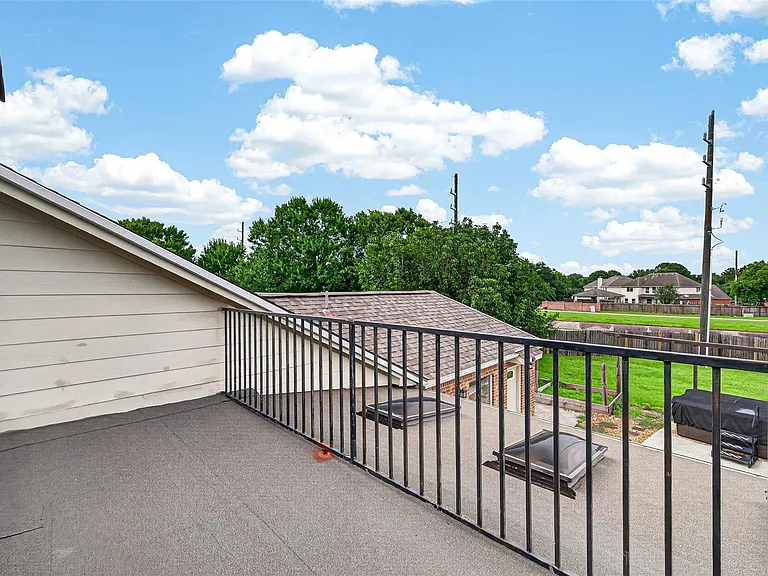 2502 Rosebluff Ct — Photo 35