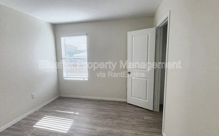 13869 Llama Pl — Photo 17