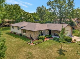 725 Lincoln Ln, Frankfort, IL 60423