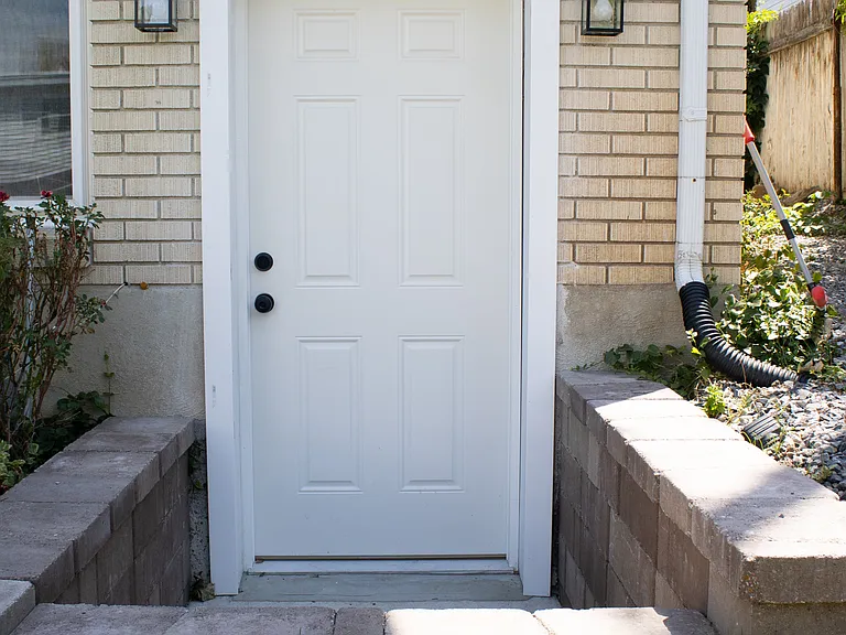 1306 S 325 E — Photo 3