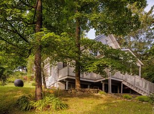 14 Tanners Ln, Hudson, NY 12534