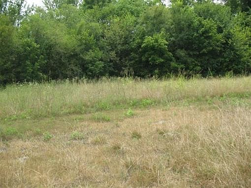 2nd image of 1921 Corydon Pike