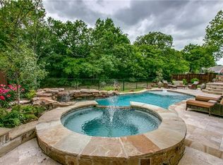 1317 Oakwood Ct, Flower Mound, TX 75028