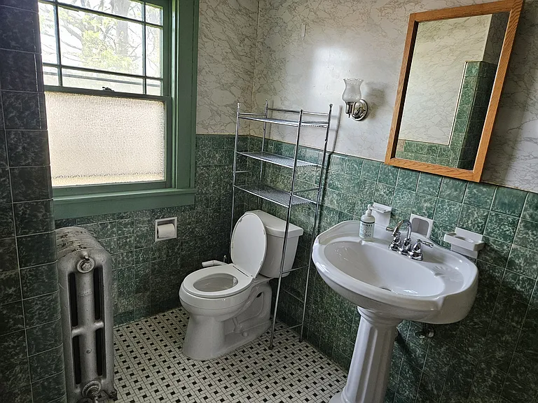 2935 Genesee St #UP — Photo 7