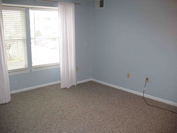 Master Bedroom with walk in closet 