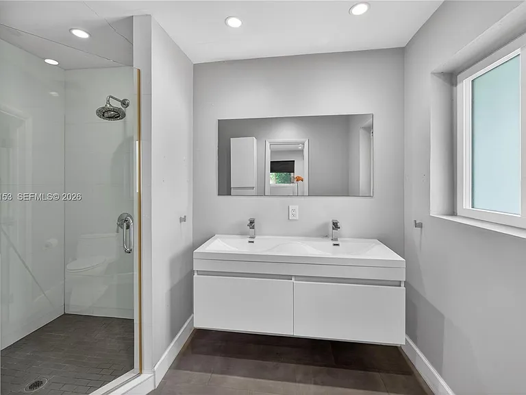 10025 NE 3rd Ave — Photo 28