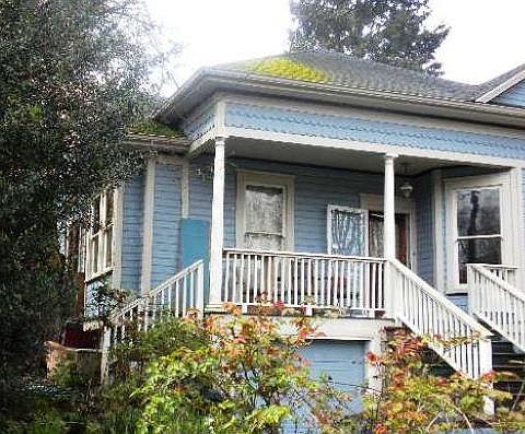 2nd image of 23 NE 24th Ave
