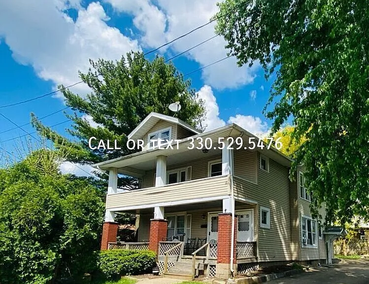 1134 Bellflower Ave NW #1 — Photo 1