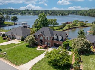 215 Iswa Dr, Taylorsville, NC 28681