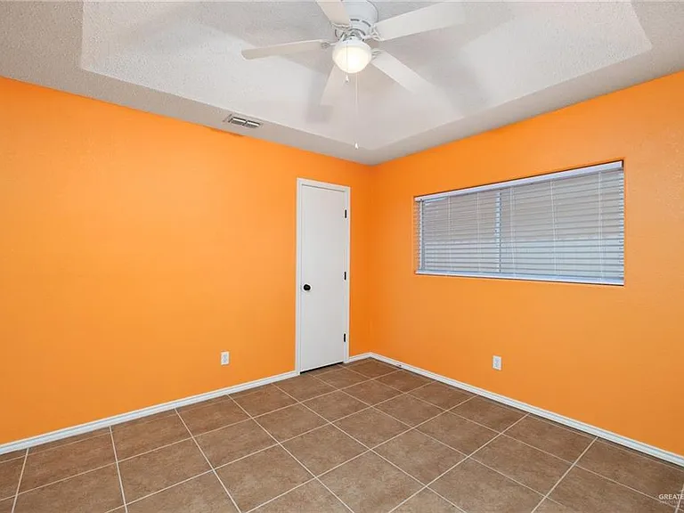 3413 Yucca Ave — Photo 9