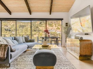 2522 Zorada Dr, Los Angeles, CA 90046