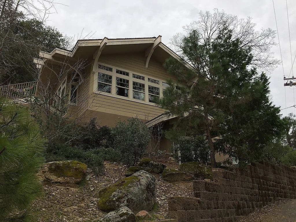 37660 Shoreline Pl photo 1