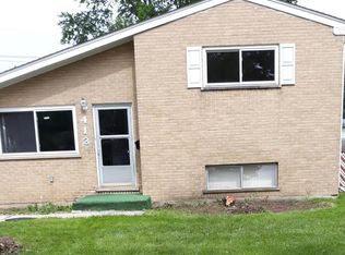 413 N Addison Rd, Villa Park, IL 60181