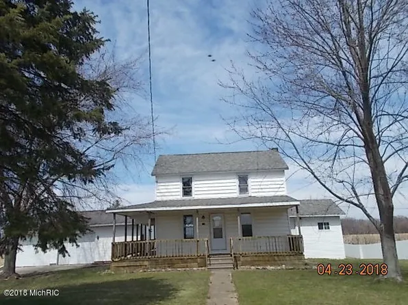 736 Pleasant Hill Rd, Bronson, MI 49028