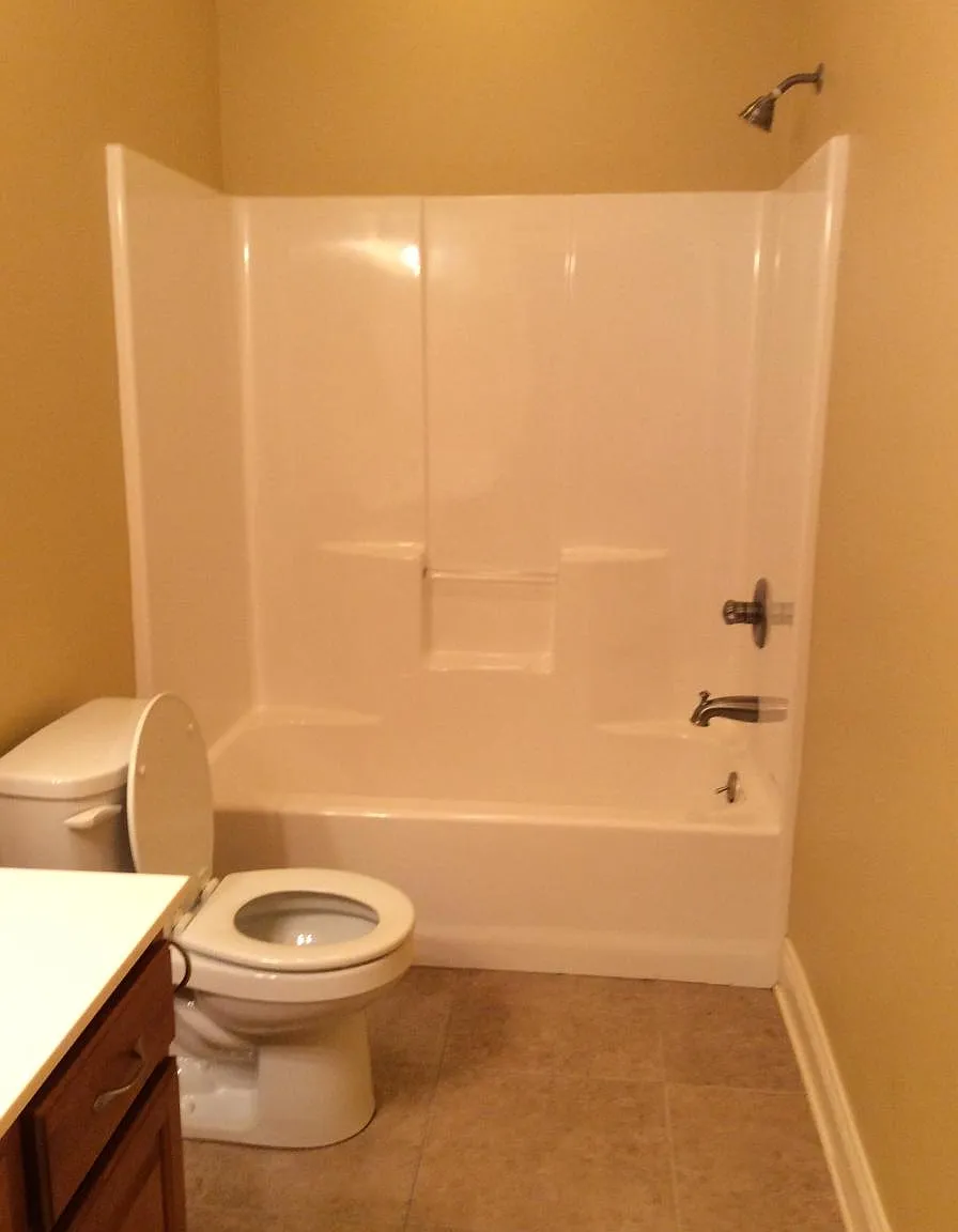 1724 Oakley Street — Photo 2