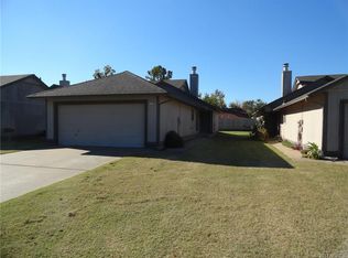 1548 E 74th St, Tulsa, OK 74136