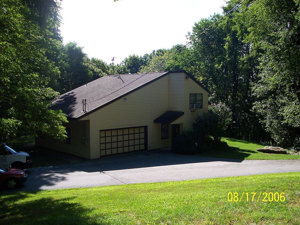 1st image of 38 Deckertown Tpke