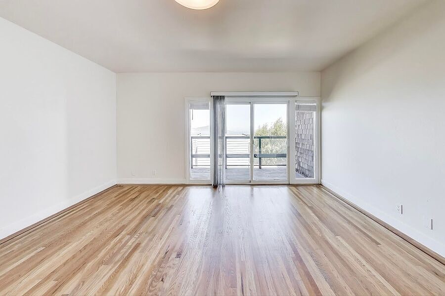 1st image of 444 Lombard St APT 7