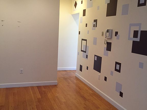 2nd image of 12311 Rockaway Beach Blvd APT 1D