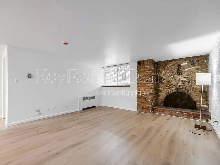 1350 Josephine St #109 — Photo 4