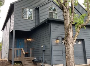 9446 SW Ivana Ct, Tigard, OR 97223