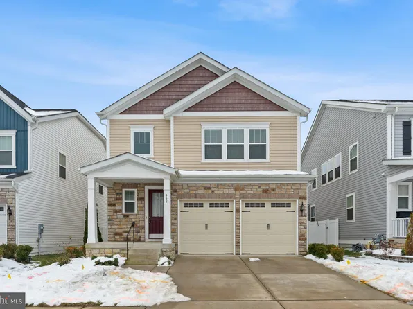 448 Gladiola Way, Stafford, VA 22554