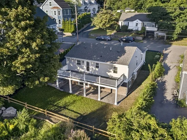 24 1/2 N Central St, Peabody, MA 01960
