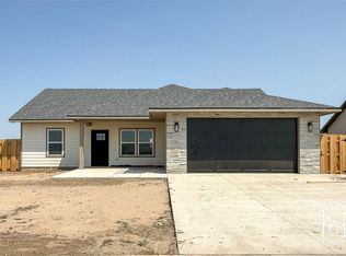 4113 Gib Dr, Garden City, KS 67846