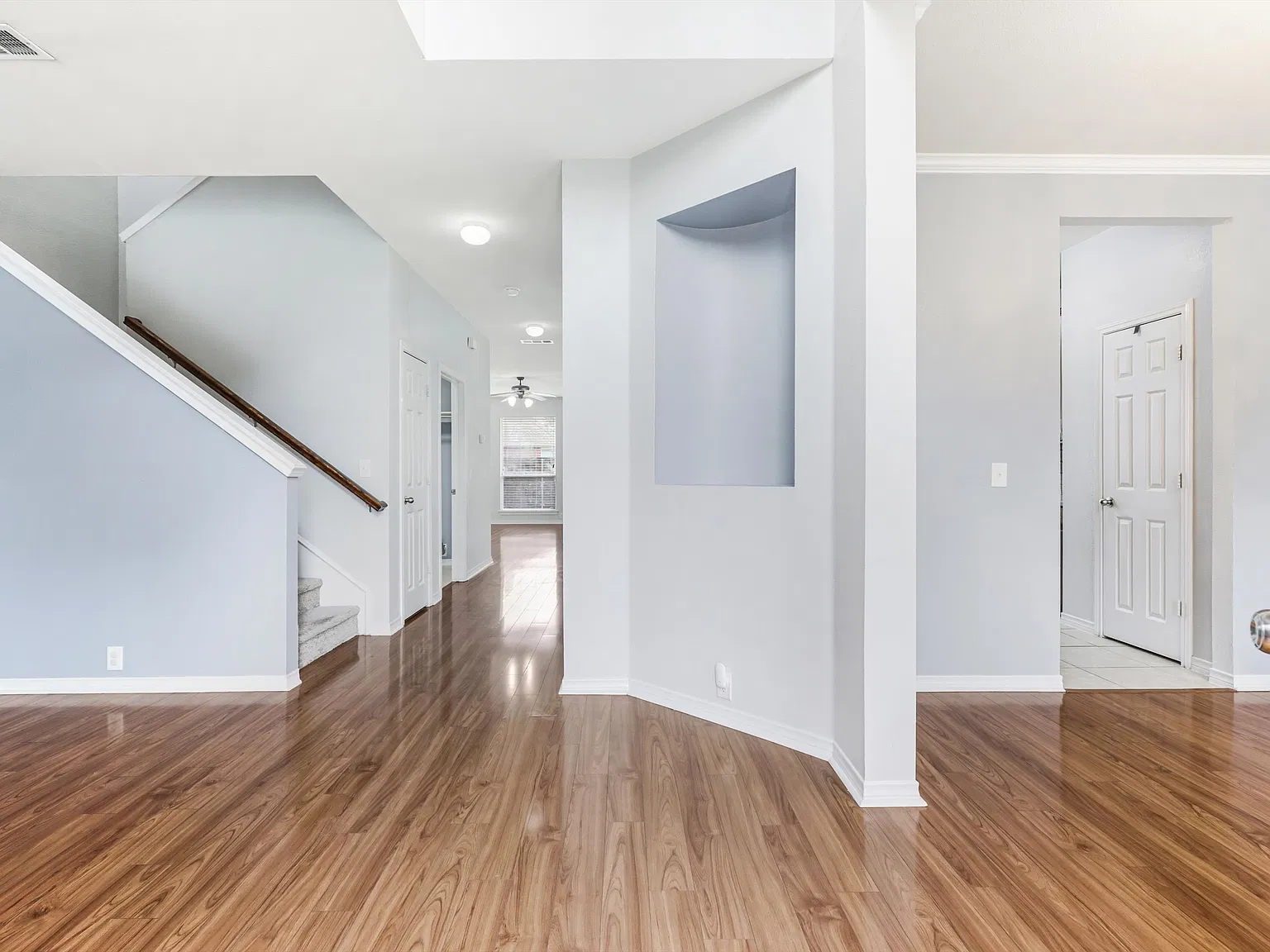 4 bed, 2967 sqft, $2,995 — Photo 4