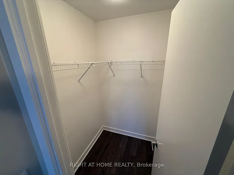 38 Lee Centre Dr #3507 — Photo 8