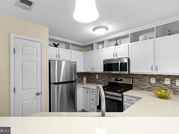 4th image of 18811 Sparkling Water Dr #2