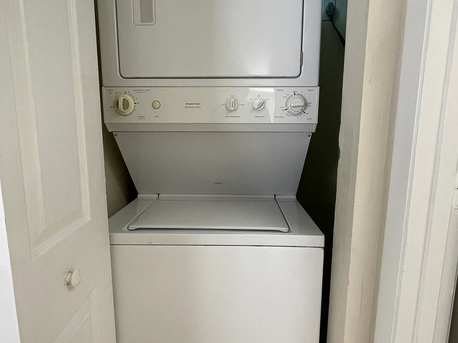 7681 Tamara Lee Court — Photo 4