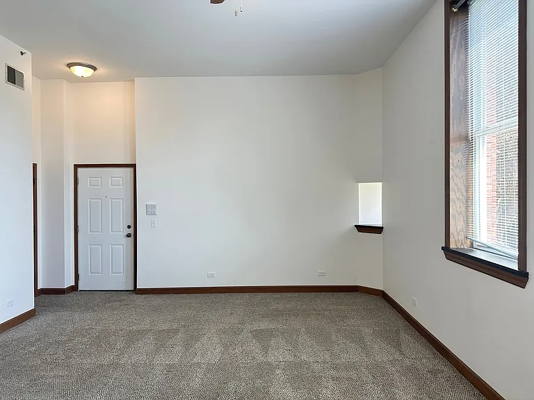 730 N Seminary Ave #2A — Photo 6