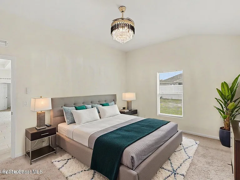 374 Evergreen St NE — Photo 13