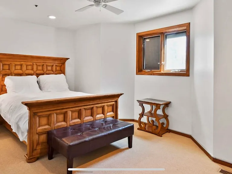 1583 Lakeside Cir — Photo 11