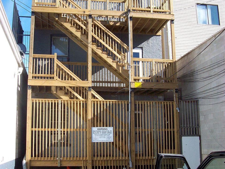 2nd image of 3544 N Halsted St #3A