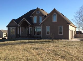 1607 Halls Creek Ave, Raymore, MO 64083