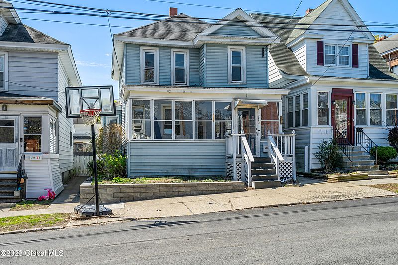 2nd image of 710 2nd Street