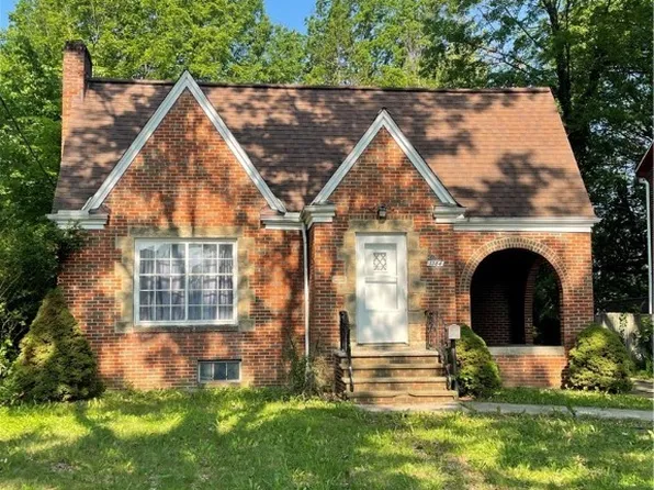 1384 Argonne Rd, South Euclid, OH 44121