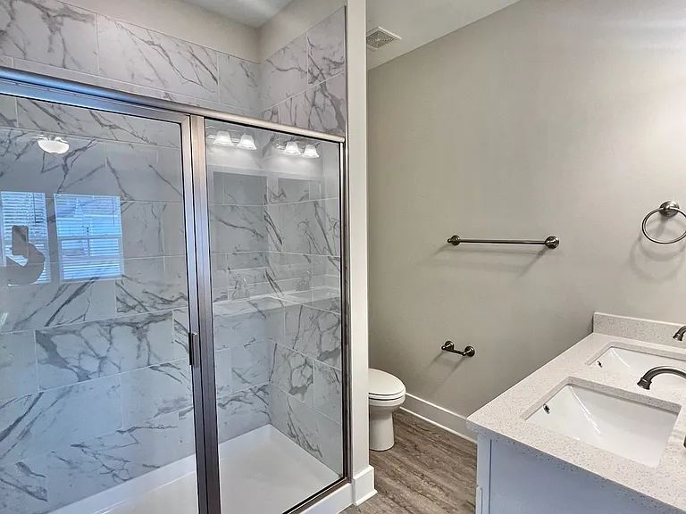 103 Bradford Ct — Photo 14