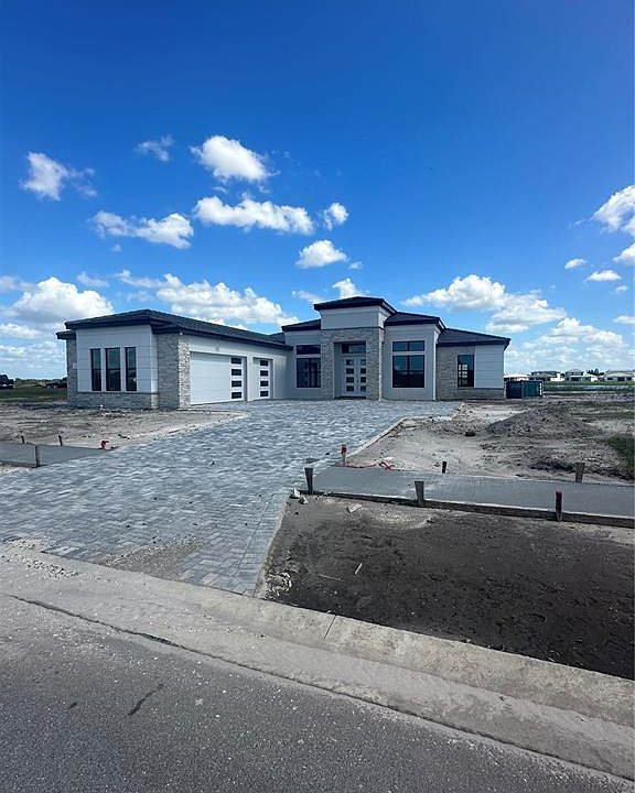 1st image of 2445 Waterfront Cir