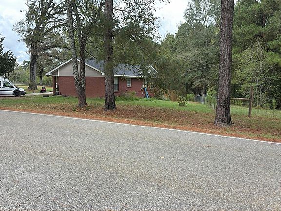 2nd image of 148 J D Hatten Rd