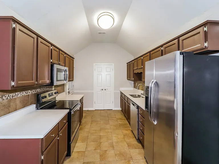 4800 Harvest Knoll Cv S — Photo 8
