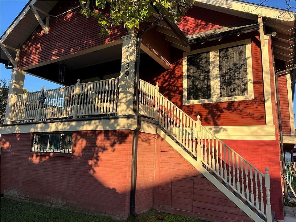 1st image of 2139 Cadiz St #1/2