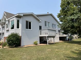 9169 Upland Ln N, Maple Grove, MN 55369