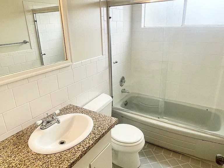 248 Anza St #101 — Photo 11