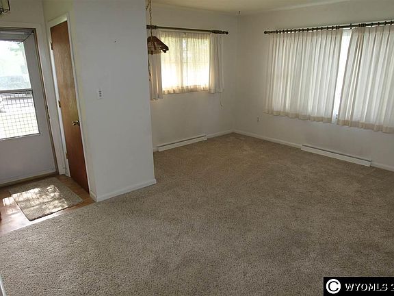 3rd image of 410 West Ln