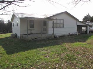 252 Yacht Dr, Gilbertsville, KY 42044