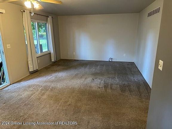 4th image of 2685 Whitehall Ct #18